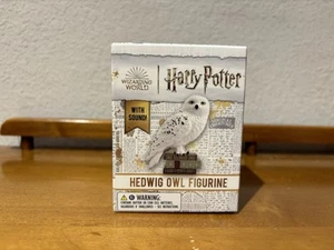 Wizarding World HARRY POTTER Hedwig Owl Figurine w/ Sound - Picture 1 of 4