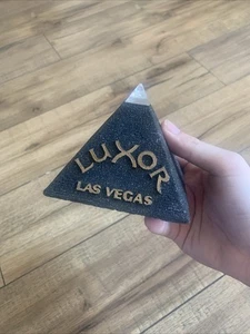 LUXOR Casino, Las Vegas Souvenir Pyramid - Mr Sandman 1990's - Holographic - Picture 1 of 6