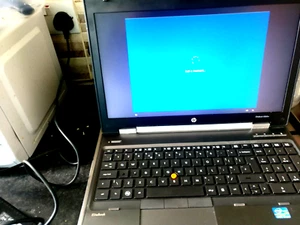HP Elitebook 8560w workstation i7 2670QM GPU Quadro 2000M 16 GB RAM 500 GB unità di memoria a stato solido - Foto 1 di 1