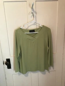 Dialogue Stretch Jersey Crossover V-neck Top Green Size Medium - Picture 1 of 3