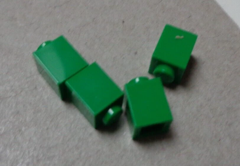 Lego Parts & Pieces  3005 - 300528 1x1 Brick Dark Green x4 - Image 1 of 1