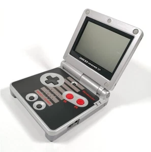 Nintendo GameBoy Advance SP - NES Edition - komplett aufbereitet - wie Neu - Bild 1 von 8