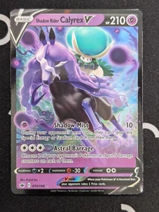 Shadow Rider Calyrex V - 074/198 - Pokemon Chilling Reign Ultra Rare Card NM - Imagen 1 de 2