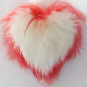 Pelz Herz Kissen Lammfell Flamme Liebe Deko Hochzeit Ring Kuschel Sofa Rot Weiß - Bild 1 von 5