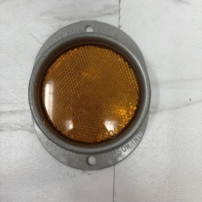 Reflector ámbar SAE-A-76 Grote base de aluminio Foto 1 de 4