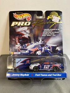 Jeremy Mayfield 1998 Mobil 1 1/64 Hot Wheels Diecast With Tool Box - Picture 1 of 1