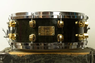 Yamaha 5.5x14 Maple Custom Ebony Lacquer Snare Drum - Image 1 of 4