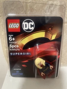 Lego DC Fandome Exclusive Supergirl Minifigure Blister - Rare - Picture 1 of 4