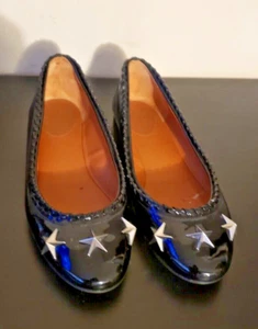 GIVENCHY Star Slip On Flat Shoes - Picture 1 of 6