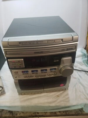  Philips FW C386 stereo CD/Dual Cassette Tape Deck. CD not Working. - Image 1 of 4