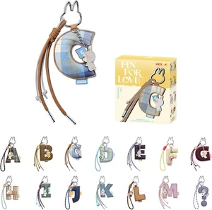 Prendedor POP MART THE MONSTERS Serie Amor - Letra Colgante Caja Ciega (A-M) - Imagen 1 de 8