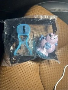 McDONALD'S 2025 Elio Disney Pixar Happy Food Toys Ambassador Helix #6 - Imagen 1 de 14