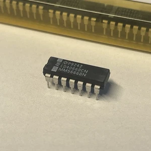 1 pezzo - Semi Nazionale. - MM5666BN -Orologio digitale IC 4066 - DIP16 - Vintage NOS - Foto 1 di 3