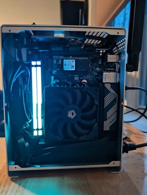 定制 SFF ITX 游戏 PC - 5L 升 音量! AMD, 8500G, RTX 4060, 2x8GB RGB DDR5 — 第 1/3 张图片