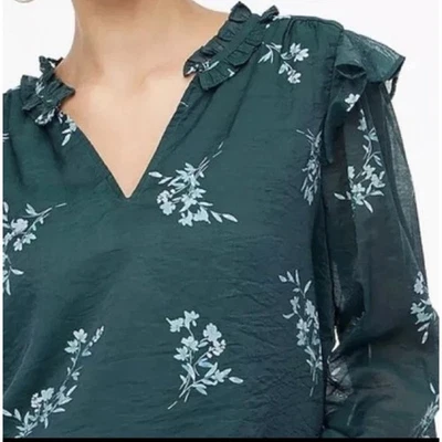 NUEVO SIN ETIQUETAS J. Top de manga larga con cuello floral verde redondo talla pequeña Foto 1 de 4