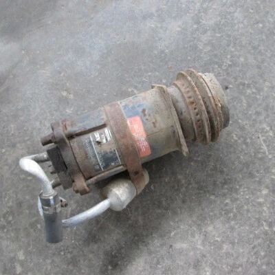 68 1968 CHEVROLET IMPALA CAPRICE ОРИГИНАЛЬНЫЙ GM ВОЗДУШНЫЙ КОМПРЕССОР С ФИТИНГОМ И ЗАЖИМОМ - Изображение 1 из 4