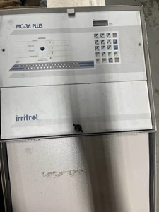 Controlador de riego automático de 36 estaciones Irritrol MC-36 Plus - Imagen 1 de 2
