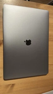 Apple MacBook Pro Retina 16” 2019 - 2TB SSD 64GB Ram 2.3GHz 8-Core i9 5500M 8GB - Afbeelding 1 van 9