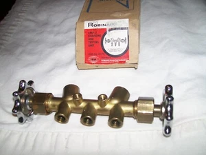 Robinair CMN-3 Manifold Charging and Testing Unit - Picture 1 of 8