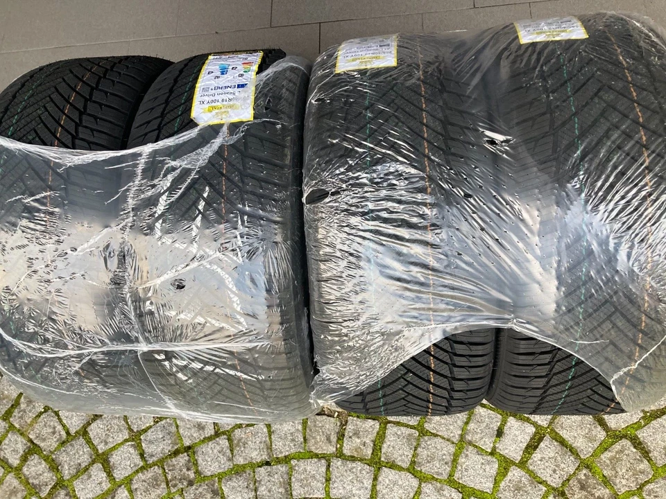4 x 255/45 R19 104Y M+S Allwetterreifen Ganzjahresreifen Seat Tarraco - Bild 1 von 1