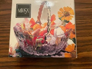 MIKASA - MINI HAND BASKET FOR SWEETS & NUTS - Picture 1 of 1