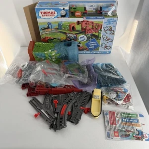Thomas & seine Freunde sprechender Zug Set - motorisierte Thomas & Percy Abenteuer LESEN - Bild 1 von 15