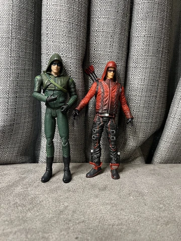 DC Comics Collectibles Icons Green Arrow Red Arrow 6" Action Figures Lot Bundle Cover