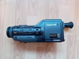 JVC GR-323E VHS-C Camcorder and Accessories Untested - Picture 1 of 15