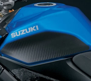 Genuine Suzuki GSX-S1000 GT - Tank Protection Panels, Black 99181-48K10-BLK - Foto 1 di 1