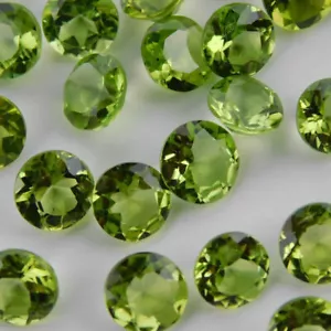 Round Faceted Cut Natural Peridot 3x3mm to 6x6mm Loose Gemstone - Picture 1 of 6
