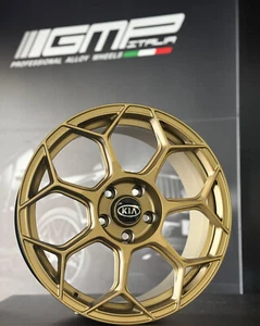 KIT 4 CERCHI IN LEGA KIA 8X18 5X114,3 ET 35 GMP RACEWAY ORO CORSA - Imagen 1 de 5