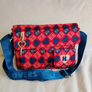 Harajuku Lovers rot blau Logo Print Messenger/Schultertasche oder Umhängetasche Handtasche - Bild 1 von 22
