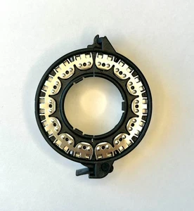 New OEM Chrysler Town and Country Xenon HID Headlight D1S Bulb Clip - Foto 1 di 3