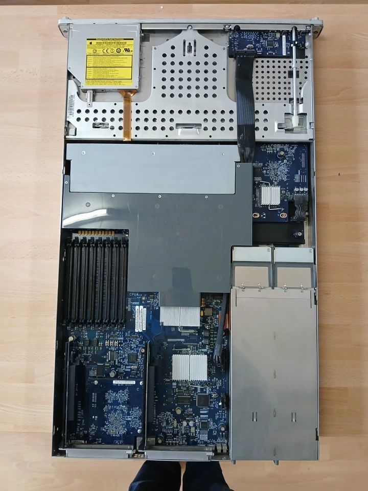 Apple Xserve Late 2006 (A1196) - Bild 1 von 4