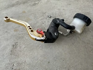 06 07 2006 2007 Suzuki Gsxr 600 750 Front Brake Master Cylinder Reservoir - Picture 1 of 11