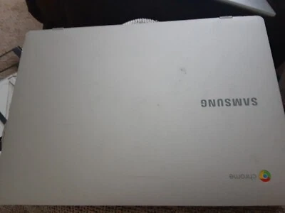 Portátil Samsung Chromebook 4 XE310XBA Intel Celeron - carcasa Foto 1 de 4