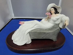 Vintage Louis Icart " 1937 Parfum de Fieurs" 1984 Figurine  1024/7500  - Picture 1 of 9