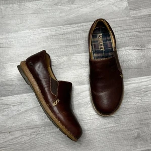Mocasín sin cordones plano marrón oscuro talla 9 Born Talisa para mujer - Imagen 1 de 7