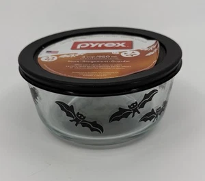Neu 2013 Pyrex 4 Tassen SCHWARZE FLEDERMÄUSE 1 Quart Aufbewahrungsschale orange gruselig Halloween - Bild 1 von 4