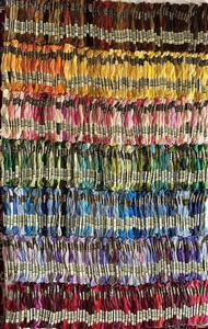 Riesiges Set 500 DMC Stickgarn Knäuel Kreuzstich Faden gemischte Farben - Bild 1 von 10