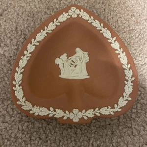 Wedgwood CoralJasperware Spatenteller - Bild 1 von 3