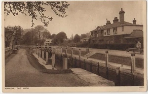 Marlow Postcard Buckinghamshire Printed View of Street River Thames Lock c1939 - Picture 1 of 1