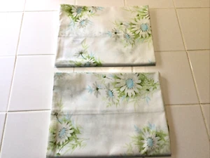 Pair Vintage Springmaid Wondercale Pillowcases Blue White Daisies EUC - Bild 1 von 10