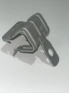 🇺🇸NEU Hammer auf Klemme FSM58 für 5/16′′-1/2′′ Flansch, Seitenmontage, Stck 100 - Bild 1 von 7