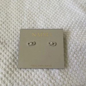 New Nadri Silver Clear Rhinestone Stud Earrings. $40 Retail. Unique - Picture 1 of 3