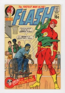 Flash 201 nice copy, discounted for tiny tear, golden age Flash story - Picture 1 of 2