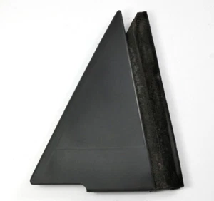 Borde esquina ventana puerta trasera derecha 88-95 Audi 80 90 CS - Original - 893 853 274 - Imagen 1 de 4