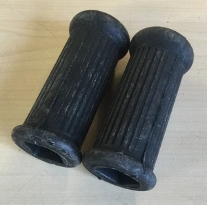 TRIUMPH BSA KURZER SOZIUS BEIFAHRER GUMMIS 82-9608 B25 B44 B50 - Bild 1 von 1