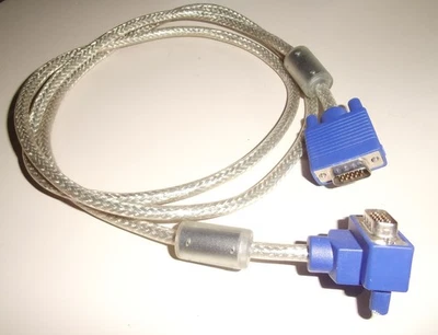 VGA Kabel 15 pol Stecker - Stecker, eine Seite abgewinkelt / 1,5m / 2x Ferrit - Bild 1 von 3