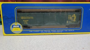 AHM SUSQUEHANNA NYSW502 ENVÍO CON CAJA COMBINADA VERDE SUSIE-Q COCHE ESCALA IOB HO - Imagen 1 de 4